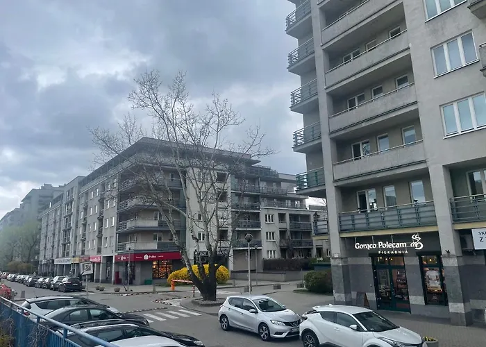 Pokoje Ken Varsovia